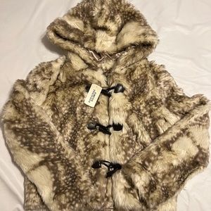 ✳️NWT✳️Forever 21 Faux Fur Hooded Jacket
